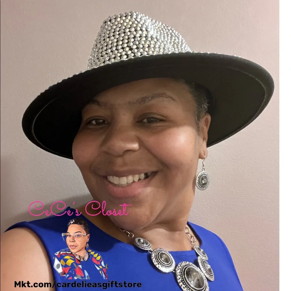 * Full Rhinestone Fedora Hat
* Rhinestone - Picture 9 of 10